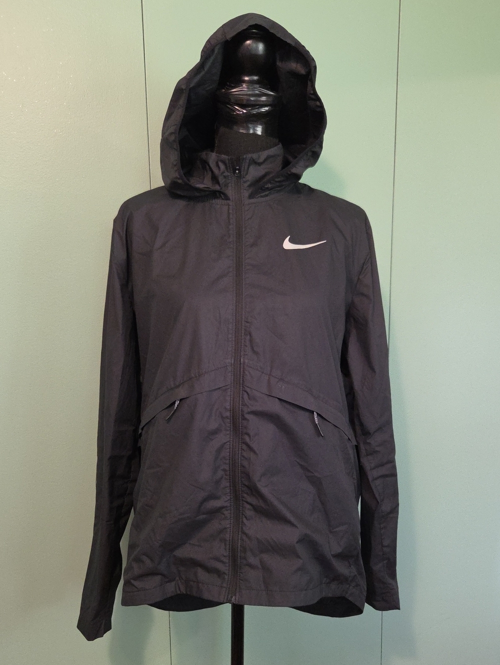 Nike Black Hooded Windbreaker Running Jacket Size Large